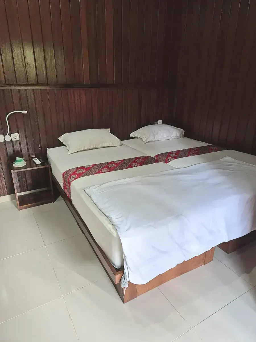 Pulau Merah — Baron Ndut's Culinary & Atmosphere Gallery Pulau Merah — Baron Ndut's Culinary & Atmosphere Gallery